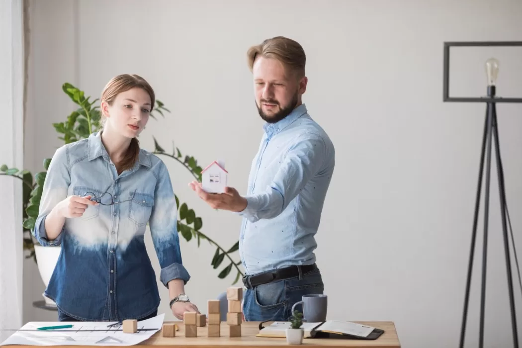 Navigating Entrepreneurial Ventures: A Guide to Starting Strong